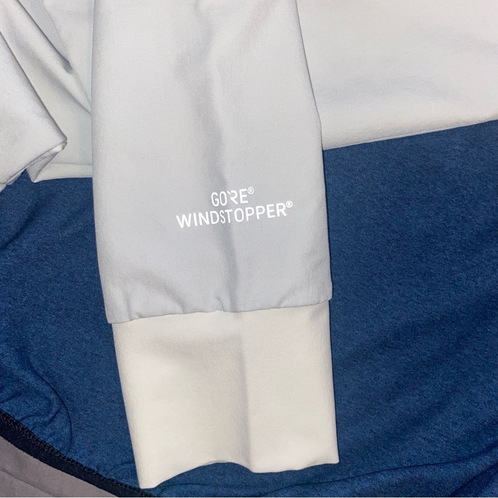 Under Armour Gore Windstopper Navy and White Hooded Jacket Women’s Size Small - Picture 9 of 13